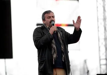 Sırrı Süreyya'dan skandal 'Türkmen Dağı' provokasyonu
