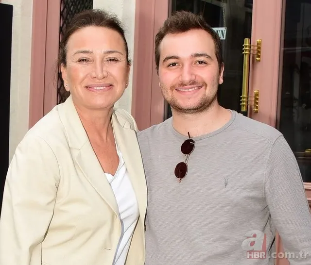 Eyvah Eyvah'ın yıldızı Demet Akbağ'ın oğlu kocaman oldu! Tıpkı annesi... 5