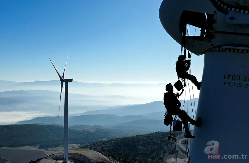 1 Mayıs'ta ne oldu? 1 Mayıs İşçi Bayramı nasıl ortaya çıktı? Emek ve Dayanışma Günü ne zaman resmi tatil oldu? 11