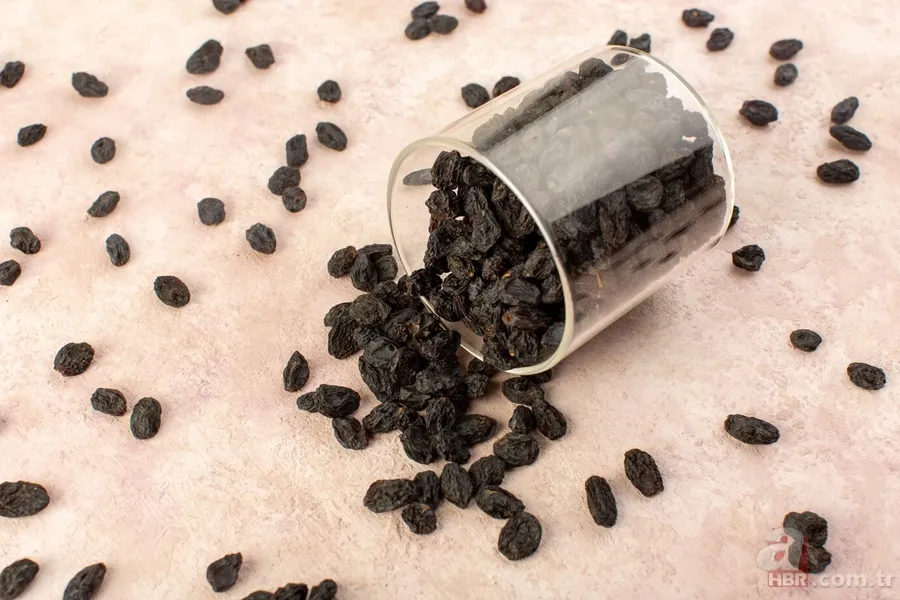 Sabahları kuru üzüm suyu içmenin şaşırtıcı faydaları! 5