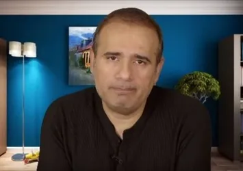 FETÖ'cü casus Fuat Avni'nin 'ifşa mesajları' kavgası! 14 yaş küçük sevgilisi dönüyor
