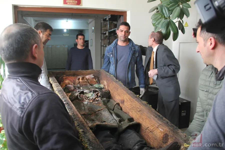 Rus komutana ait mezarın sırrı ortaya çıktı 9