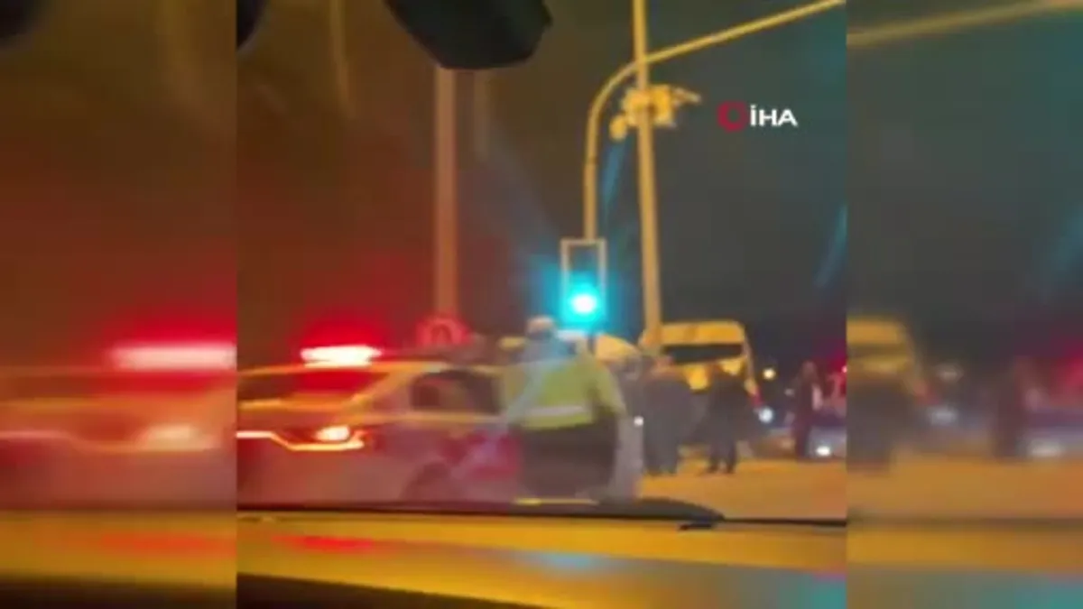 Ankara'da 2 servis aracı çarpıştı