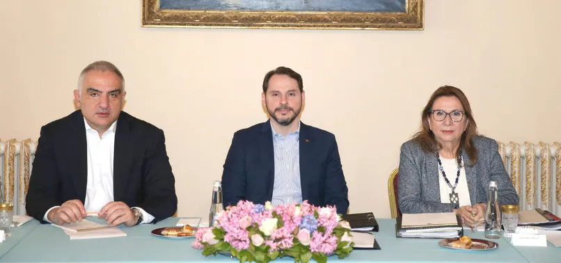 Hazine ve Maliye Bakanı Berat Albayrak'tan koronavirüs desteği