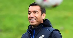 Beşiktaş’ta Giovanni van Bronckhorst sesleri