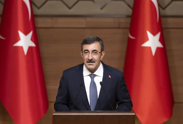 Cumhurbaşkanı Yardımcısı Cevdet Yılmaz’dan emekli maaşına zam açıklaması: Dengeleyici bir çalışmayı dikkate alabiliriz