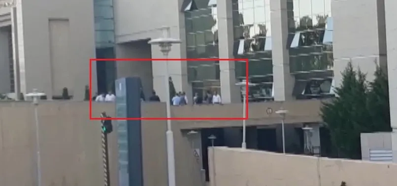 Son dakika: İstanbul'da adliye önünde hareketli dakikalar