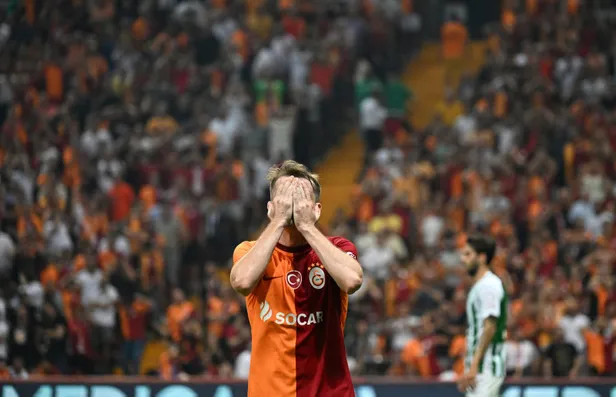 galatasaraya-zimba-gibi-forvet-stoperler-kacacak-delik-arayacak-1691048695203.jpg Galatasaray'a zımba gibi forvet! Stoperler kaçacak delik arayacak! - 1