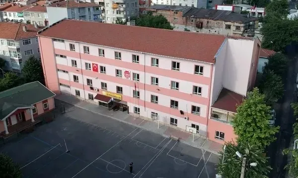 1787844685048.jpeg Okullarda tarihi yeşil dönüşüm! Bakanlıklardan dev iş birliği: Yüzde 40’a varan tasarruf sağlanacak - 1