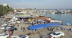 Sahilde yatan aileye ateş açıp, çocuğu öldürdü