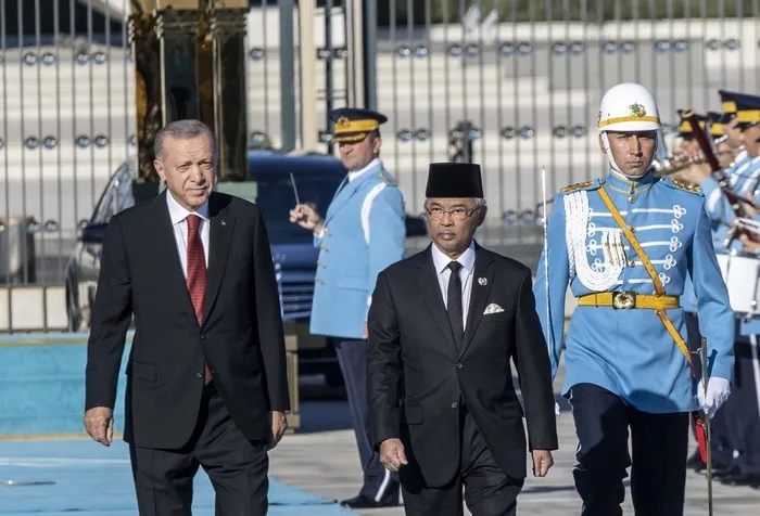 Başkan Erdoğan’dan Malezya Kralı Al-Mustafa Billah Şah’a Devlet Nişanı