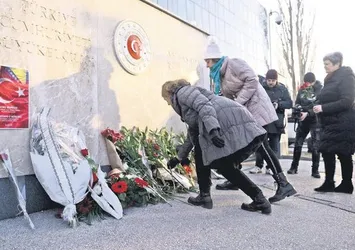 Dünya Kahramanmaraş depremzedeleri için seferber oldu! Türkiye'ye destek çığ gibi büyüyor