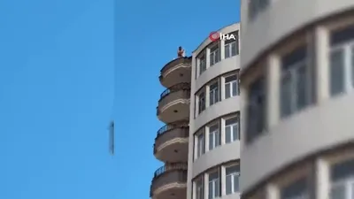 Benzinle kendini yakmaya çalıştı!