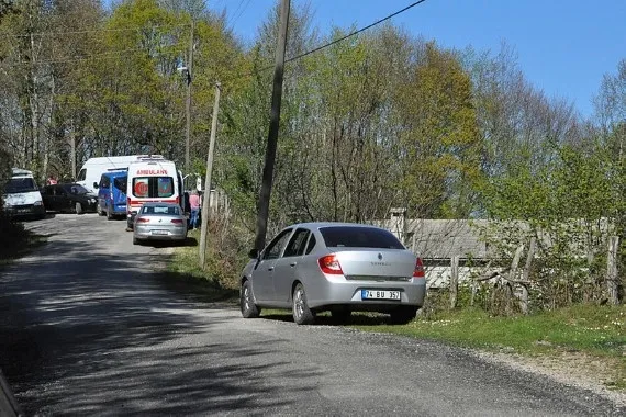 Bartın’da ağabeyini öldüren zanlı jandarmaya teslim oldu - 3