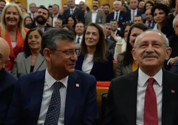 CHP MYK toplanıyor! Özgür Özel de mi adaylık yarışında? Kemal Kılıçdaroğlu'nun koltuğu sallantıda mı? Çarpıcı sözler