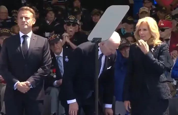 1717680141979.jpg ABD Başkanı Joe Biden bildiğiniz gibi! Olmayan sandalyeye oturmaya çalıştı... - 3