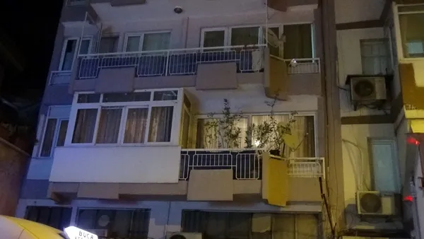 Son dakika: İzmir'de vahşet! Babasını 25 yerinden bıçaklayarak öldürdü - 6