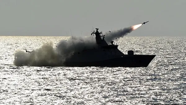 Japonya’dan son 30 yılın en geniş çaplı askeri tatbikatı