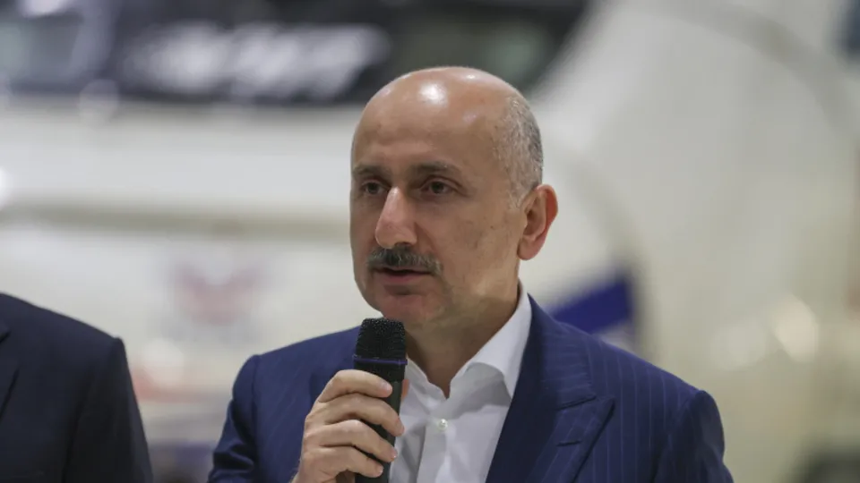 Ulaştırma ve Altyapı Bakanı Adil Karaismailoğlu'ndan Ukrayna'daki Türk gemilerine ilişkin açıklama