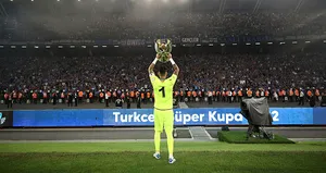 Uğurcan Çakır’dan şampiyonluk mesajı