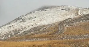 Van’da kar yağışı: Bir anda beyaza büründü