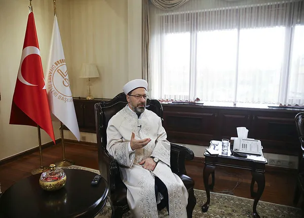 Diyanet İşleri Başkanı Ali Erbaş: Sigara kullananlar sınava dahi giremeyecek - 1