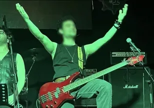 Ödev dehşetinde pes dedirten savunma: Defalarca bıçaklanan Serhan ölümden döndü