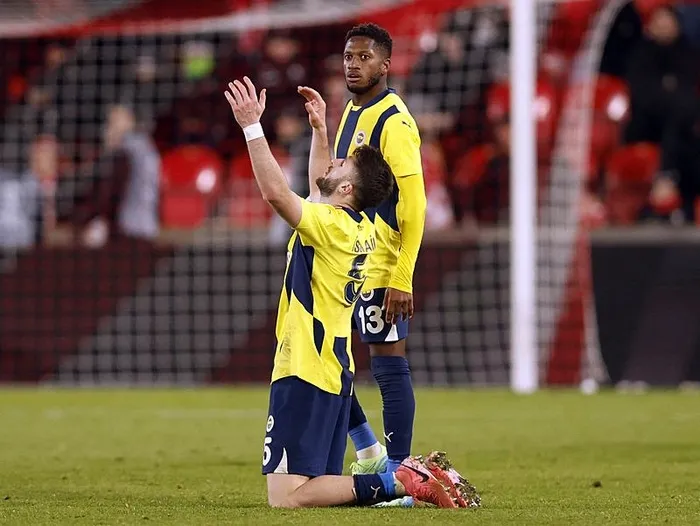 Tebrikler Kanarya! Fenerbahçe Slavia Prag ’ı 2-1 devirdi