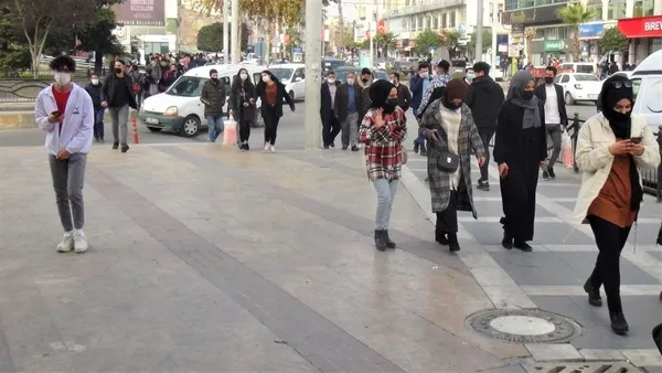 Son dakika: Bahar havası esince koronavirüs unutuldu! Şoke eden görüntüler - 2