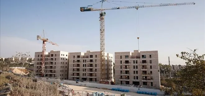 İsrail el koyduğu Filistin topraklarında binaları yükseltiyor!