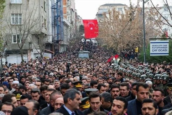 CHP yandaşı medyadan şehit cenazesi üzerinden provokasyon! Yalan ile toplumu çatıştırmak istiyorlar