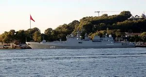 Rus gemisi Sarayburnu Limanı’na demirledi