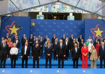 Başkan Erdoğan Tiran’da liderlerle buluştu