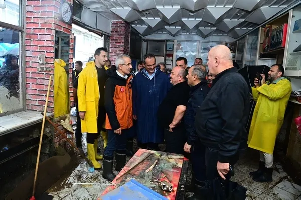 Sel bölgesinde son durum! Devlet tüm imkanlarıyla seferber oldu | Doğu Karadeniz’e flaş uyarı! Bakan Ali Yerlikaya duyurdu