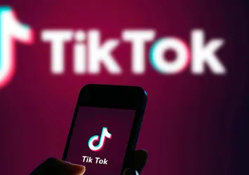 Trump TikTok'a savaş ilan etmişti! Çatırdıyorlar