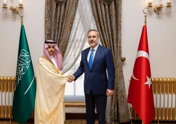 Bakan Fidan Suudi mevkidaşı Al Suud ile görüştü