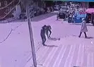 İki çocuk sokaktaki arabaları böyle çizdi