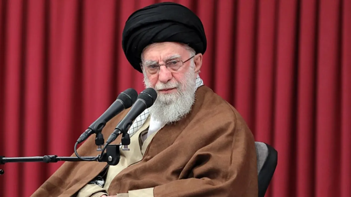 İran'da kriz derinleşiyor! Para birimleri tarihin en düşük seviyesinde