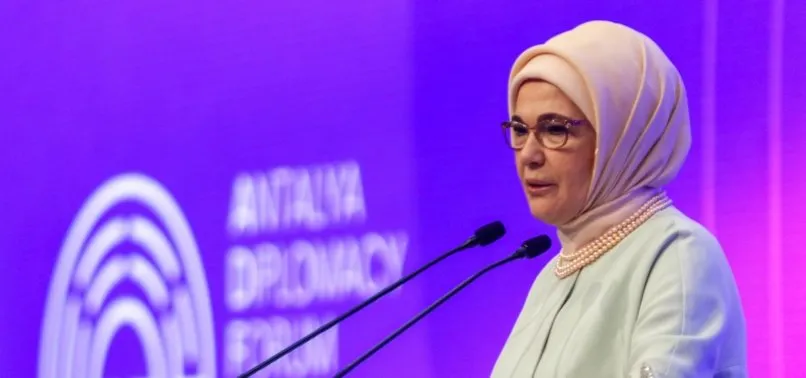 Emine Erdoğan Antalya Diploması Forumu’nda konuştu: Savaşın karanlık yüzü, insanlığın üzerine bir kez daha çöktü
