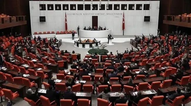 somali-tezkeresi-tbmmde-kabul-edildi-turk-askeri-2-yil-gorev-yapacak-1722095319597.jpg Türk askerine yeni görev!