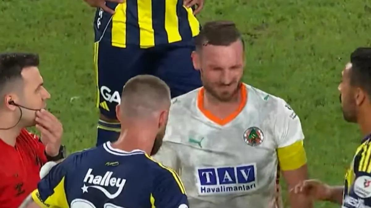 Fenerbahçe-Alanyaspor maçının VAR kayıtları açıklandı!
