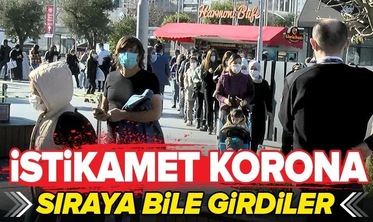 Perşembe günü başlayacak yılbaşı kısıtlaması öncesi AVM girişinde kuyruk