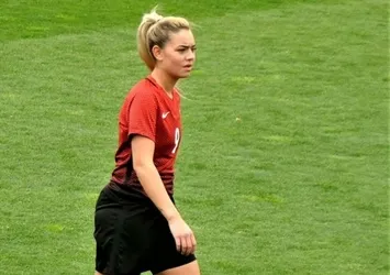 Survivor Aycan Yanaç kimdir? Kadın futbolcu Aycan Yanaç nereli, kaç yaşında?