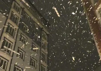 Kış geri geldi! Lapa lapa kar yağdı