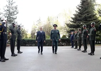 Milli Savunma Bakanı Hulusi Akar Kazakistan Savunma Bakanı Orgeneral Jaksylkov ile görüştü