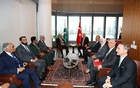 BAŞKAN ERDOĞAN PAKİSTAN BAŞBAKANI ŞERİF’İ KABUL ETTİ