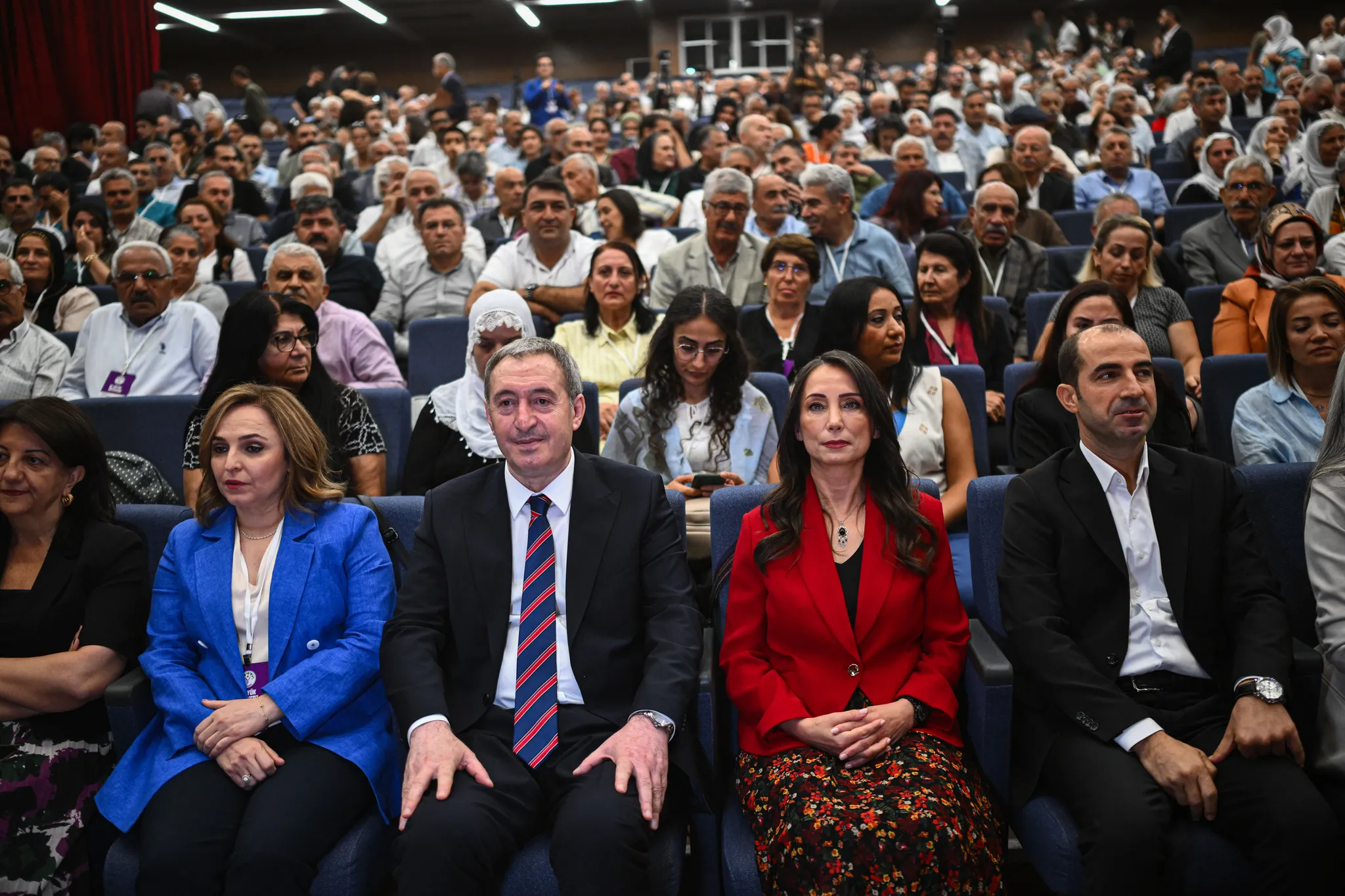 DEM Parti 5. Olağan Büyük Kongresi'nde eş genel başkanlar belli oldu