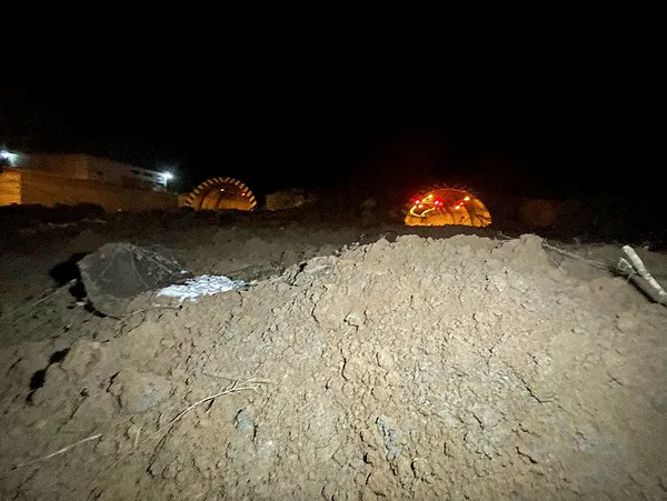 Son dakika: Bolu Dağı Tüneli'nin Düzce girişinde heyelan meydana geldi! Yol trafiğe kapatıldı - 4