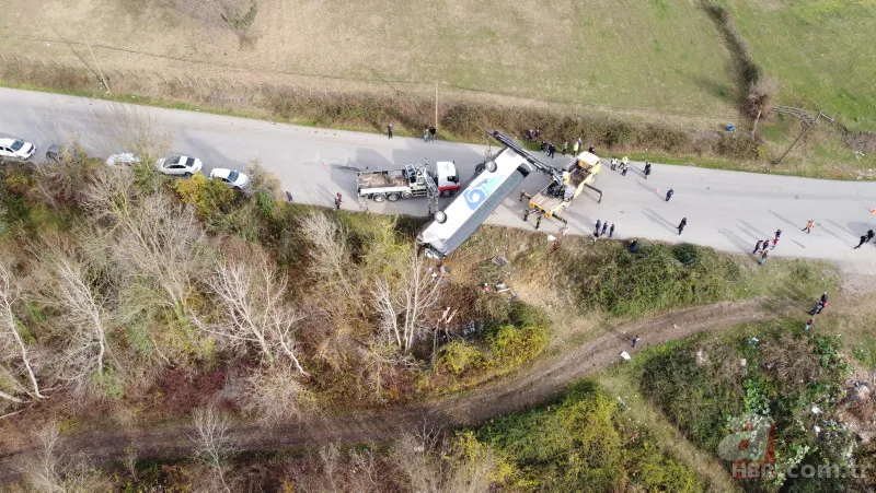 Bartın'da yolcu otobüsü devrildi! Çok sayıda yaralı var 21