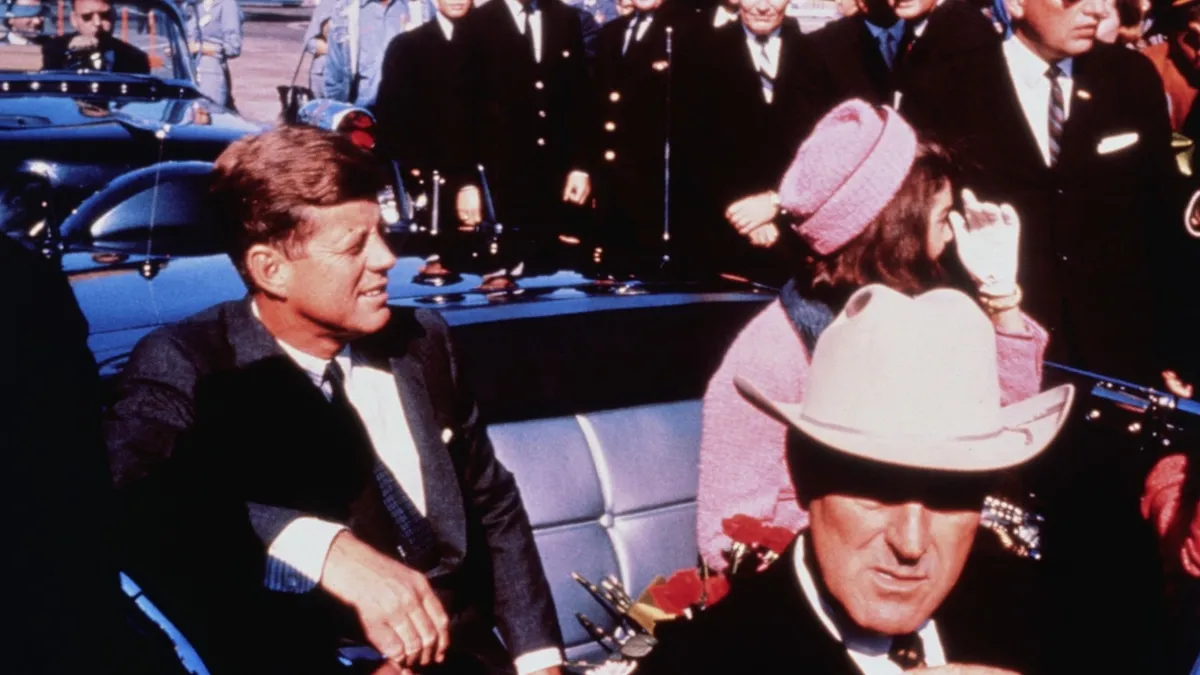 Kennedy suikastına ilişkin flaş gelişme! Sır perdesi aralanıyor mu? FBI 2400 kayıt keşfetti!